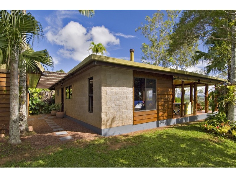 173 Jerome Rd, Yungaburra QLD 4884