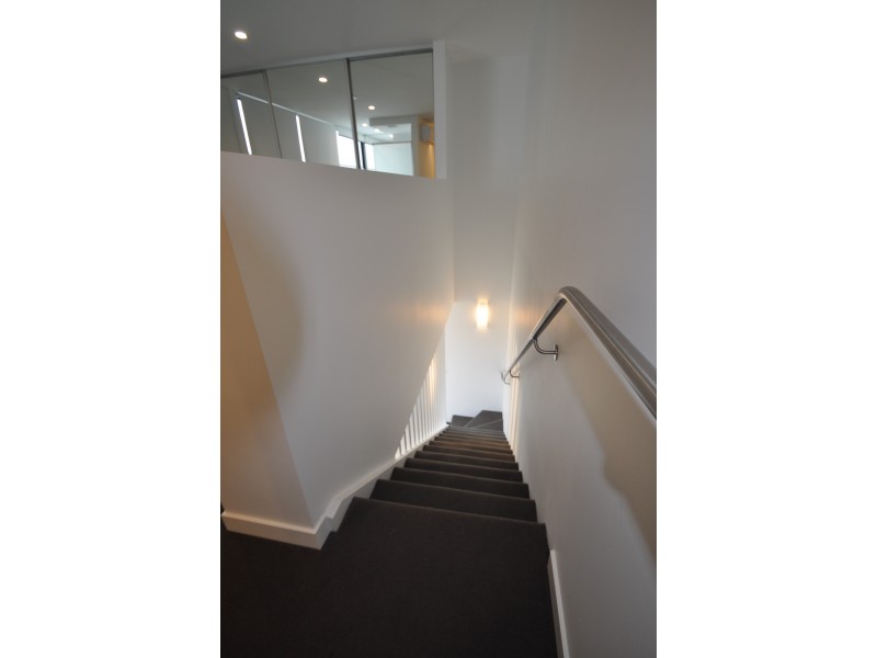 8 Princess Close, Prahran VIC 3181