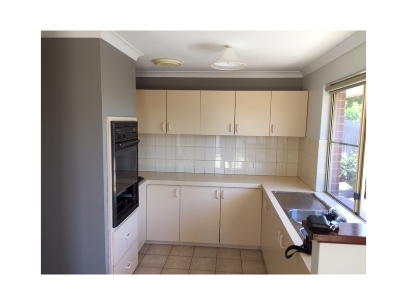 77B Welwyn Avenue, Salter Point WA 6152