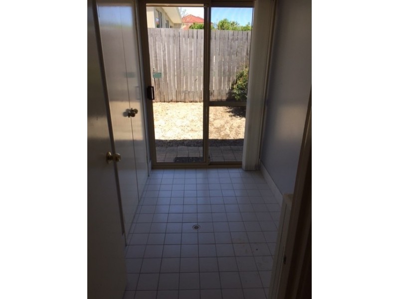 77B Welwyn Avenue, Salter Point WA 6152