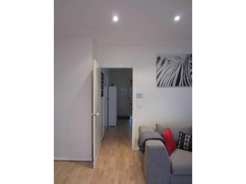 1 Lincoln Mews, Kensington VIC 3031