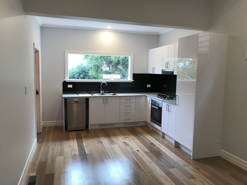 7 Henry Street, Kensington VIC 3031