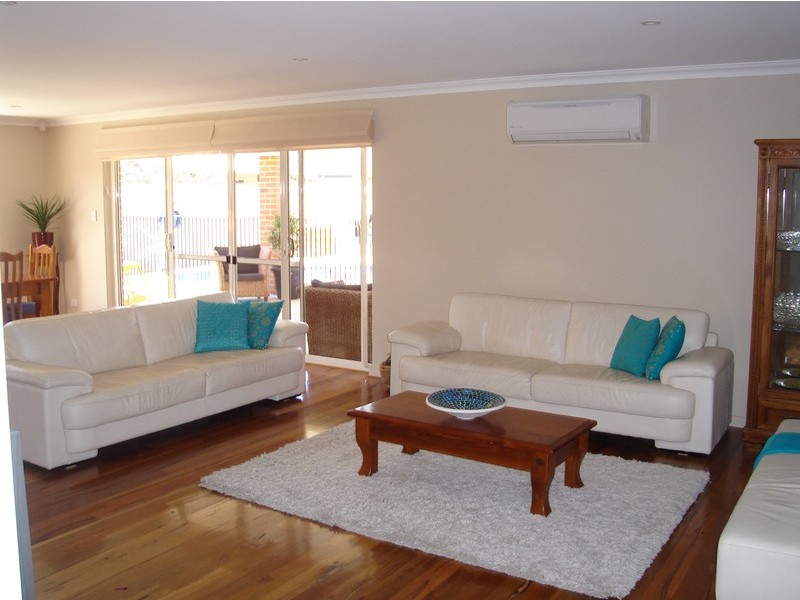 4 Keilor Lane, Aveley WA 6069