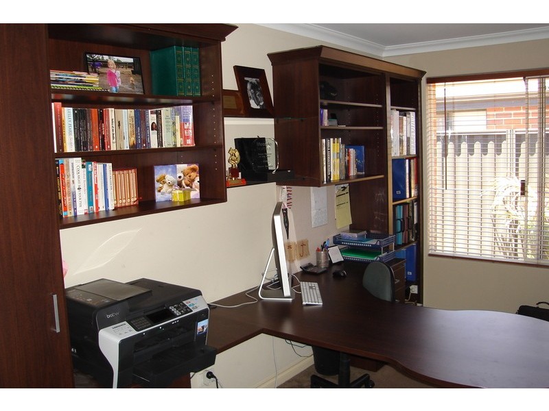 4 Keilor Lane, Aveley WA 6069