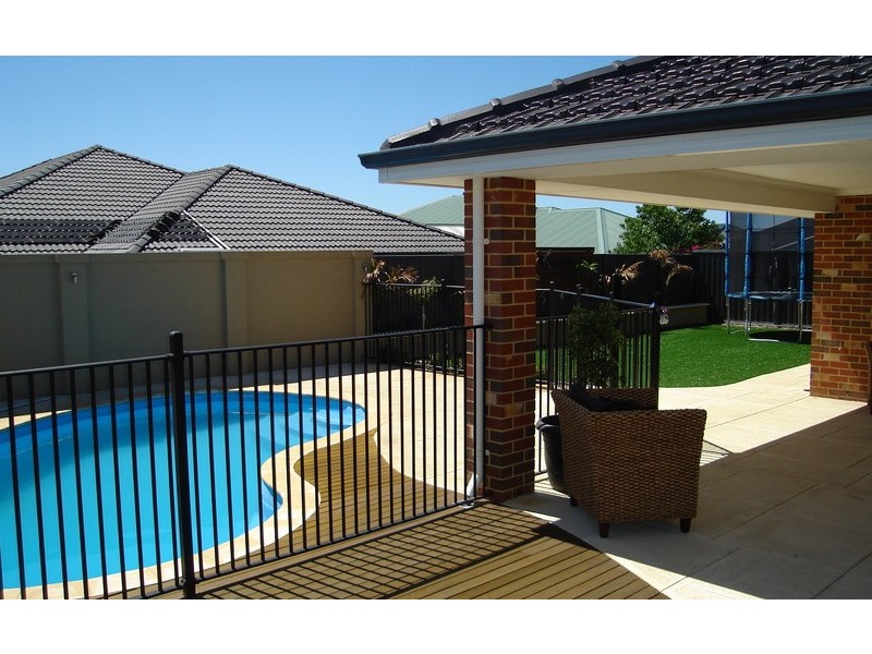 4 Keilor Lane, Aveley WA 6069