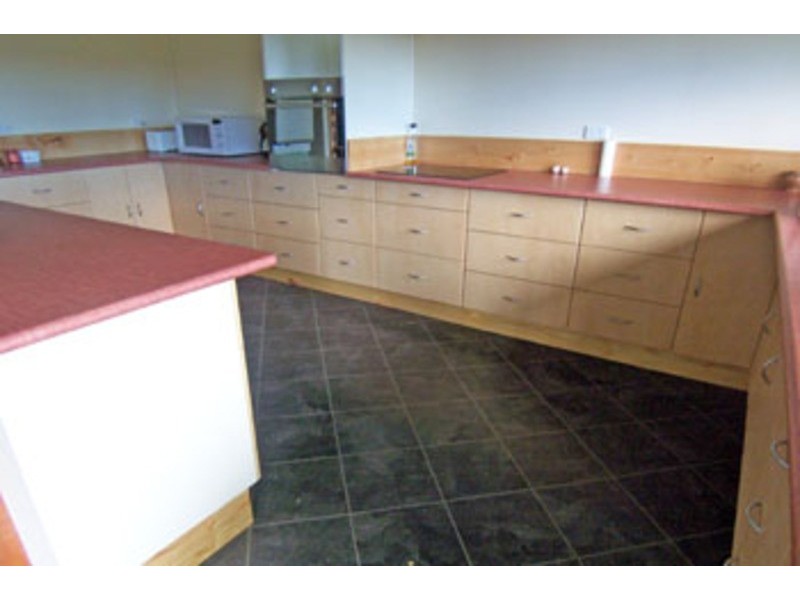 1 Little Quiggins St, Waratah TAS 7321