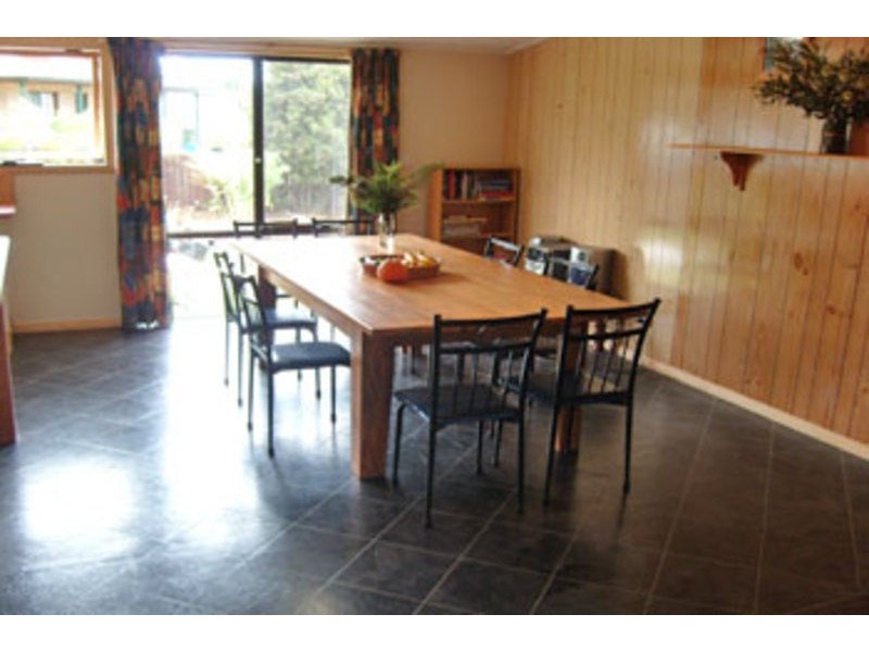 1 Little Quiggins St, Waratah TAS 7321