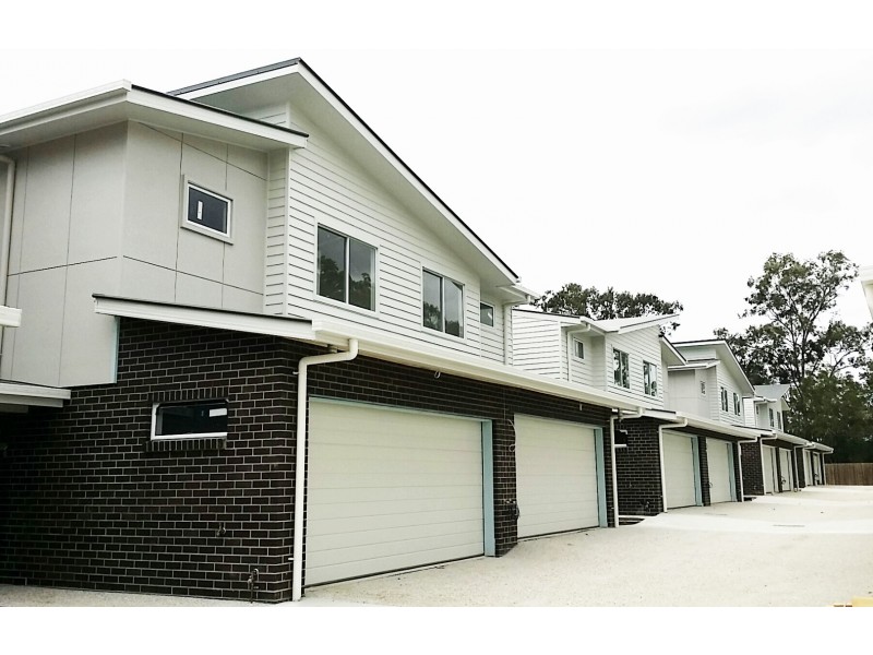 28 Careel Close, Helensvale QLD 4212
