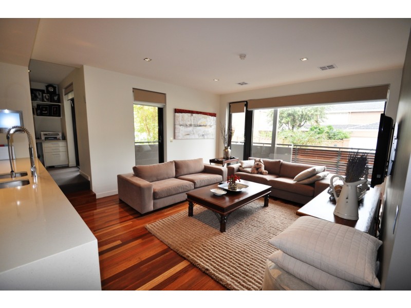 220 Esplanade, Brighton VIC 3186