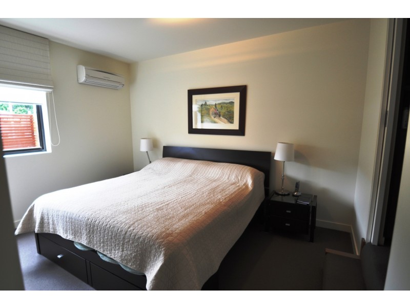 220 Esplanade, Brighton VIC 3186