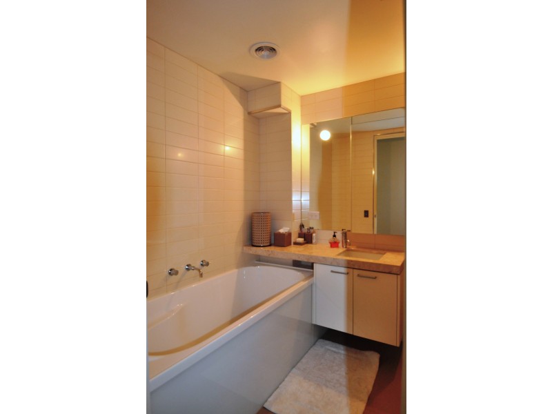 220 Esplanade, Brighton VIC 3186