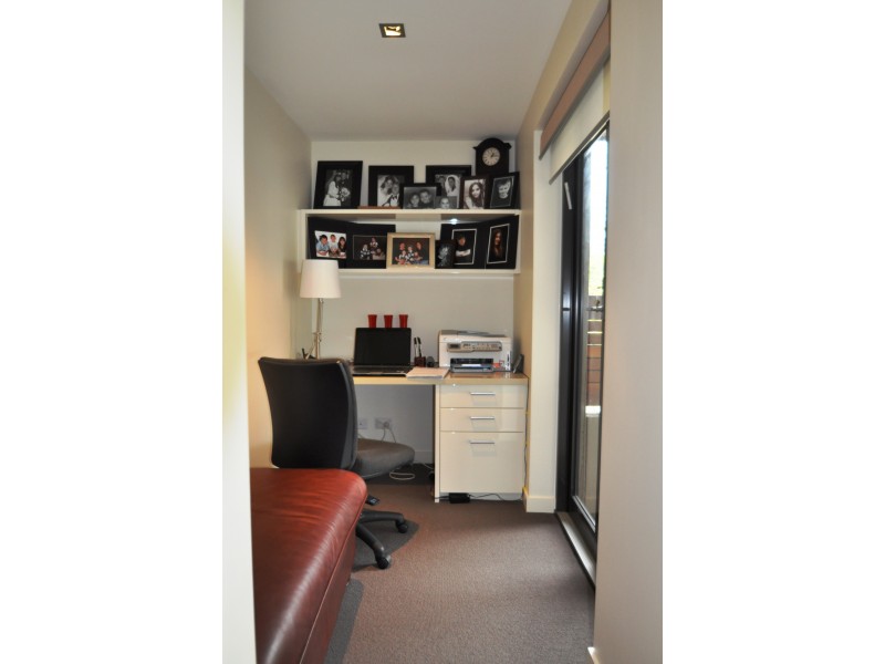 220 Esplanade, Brighton VIC 3186