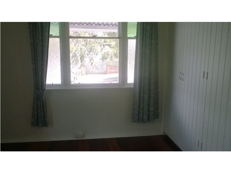 68 Lindsay Street, Hawthorne QLD 4171