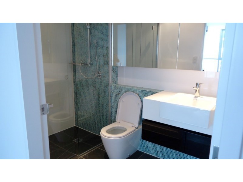 N1609/241 Harbour Esplanade, Docklands VIC 3008