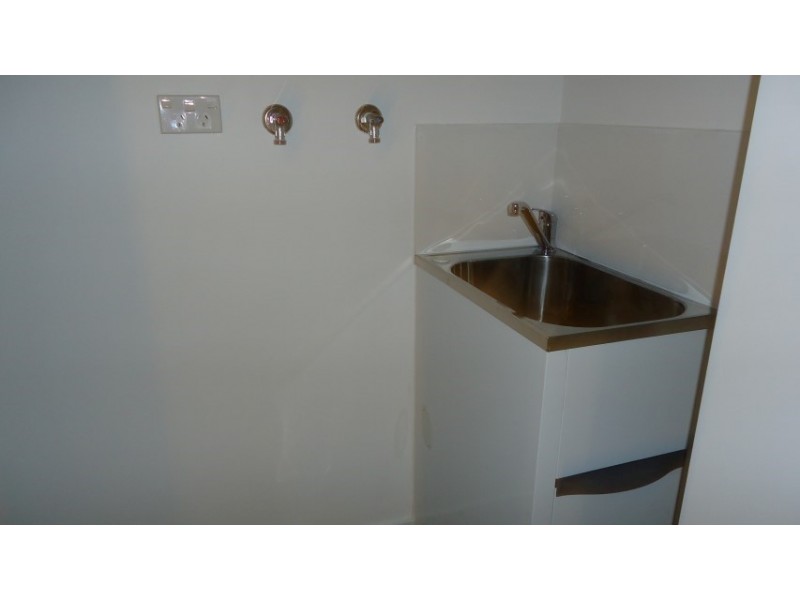 N1609/241 Harbour Esplanade, Docklands VIC 3008