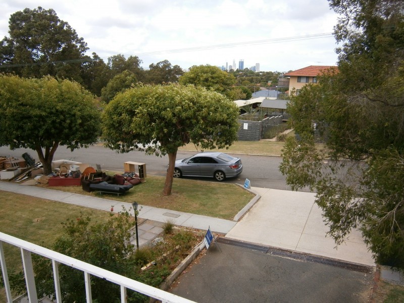 4/43 Kinsella Street, Joondanna WA 6060