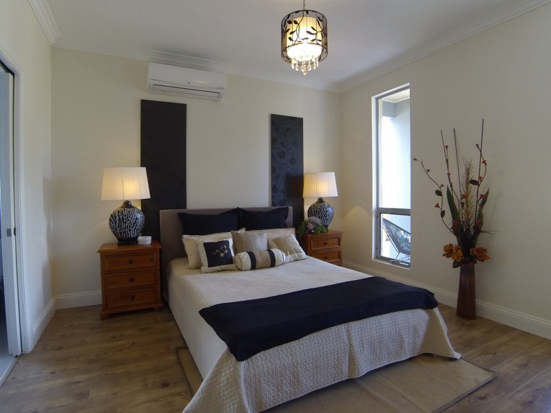 94 Raglan Avenue, South Plympton SA 5038