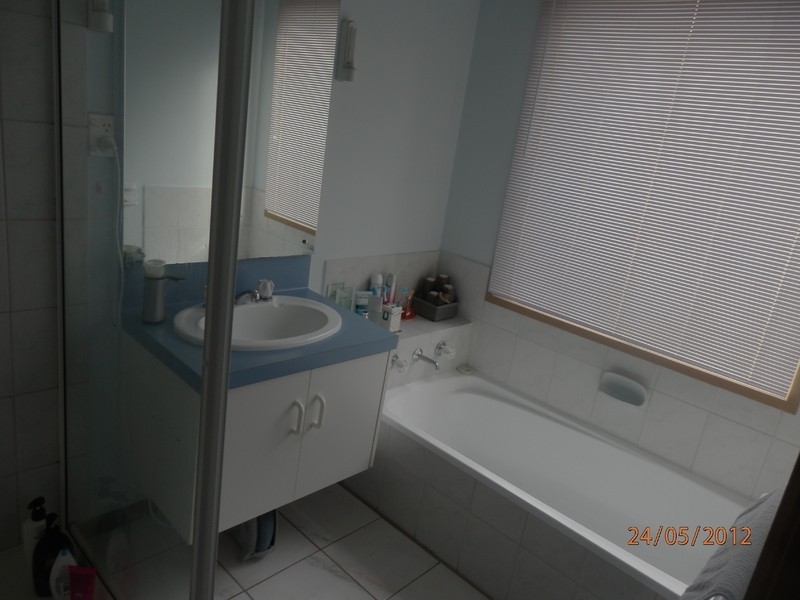 2 Lena court, Hoppers Crossing VIC 3029