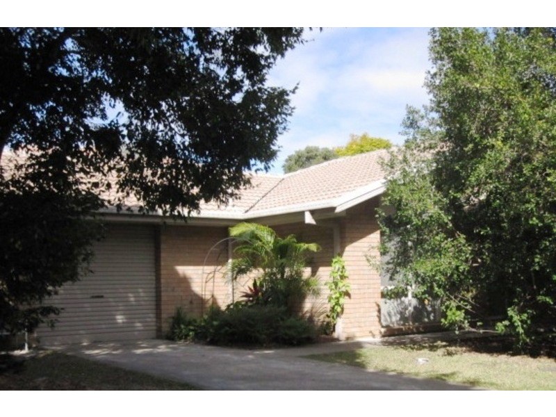 6 Yoga St, The Gap QLD 4061