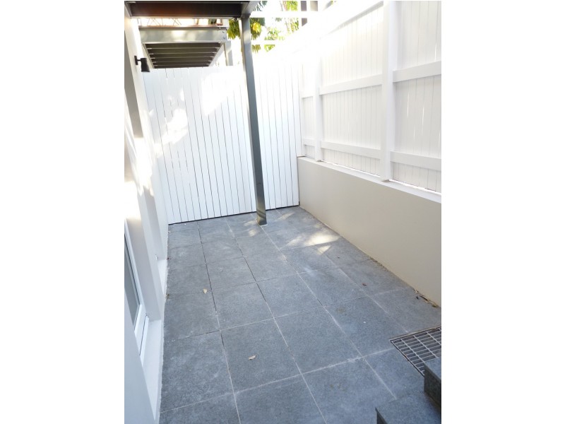 2/9 Brighton Boulevard, Bondi Beach NSW 2026