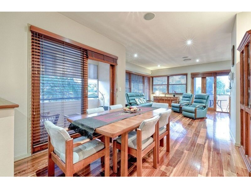 1/2 Cedar Court, Burleigh Heads QLD 4220