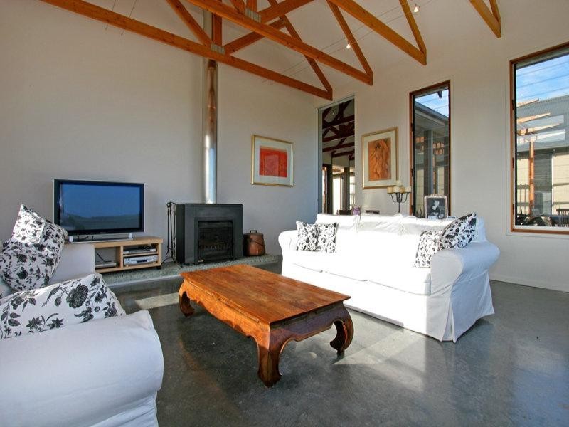 225 Gwenmarlin Road, Flinders VIC 3929