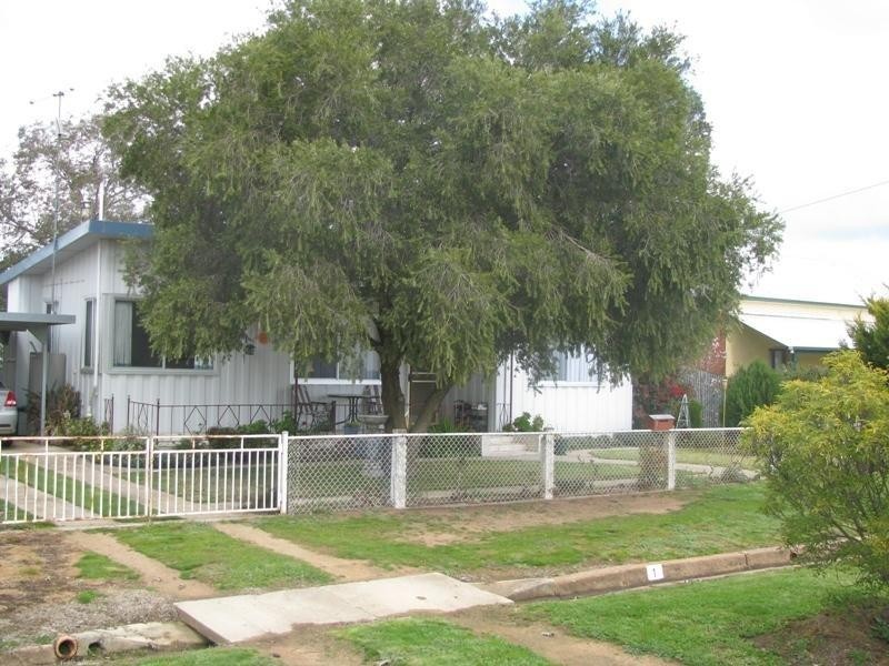 1 Keightley, Henty NSW 2658