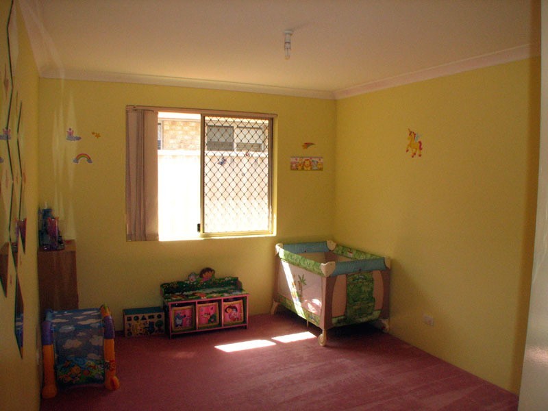 3 Aroona Way, Maddington WA 6109