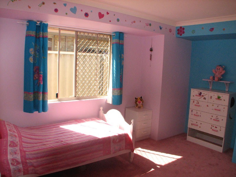 3 Aroona Way, Maddington WA 6109