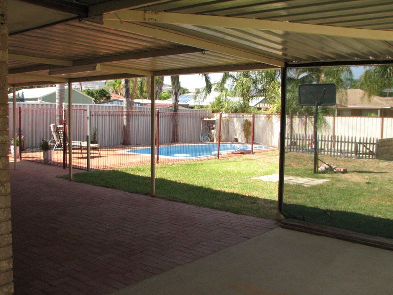 3 Aroona Way, Maddington WA 6109