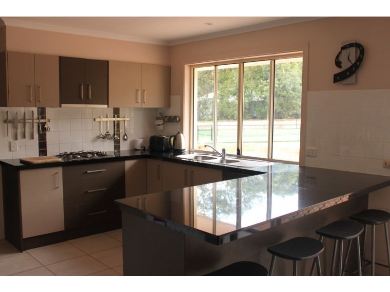 7 Todman Drive, Mudgeeraba QLD 4213