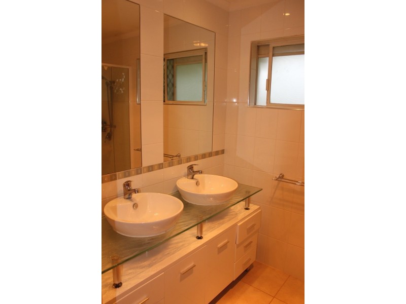 7 Todman Drive, Mudgeeraba QLD 4213