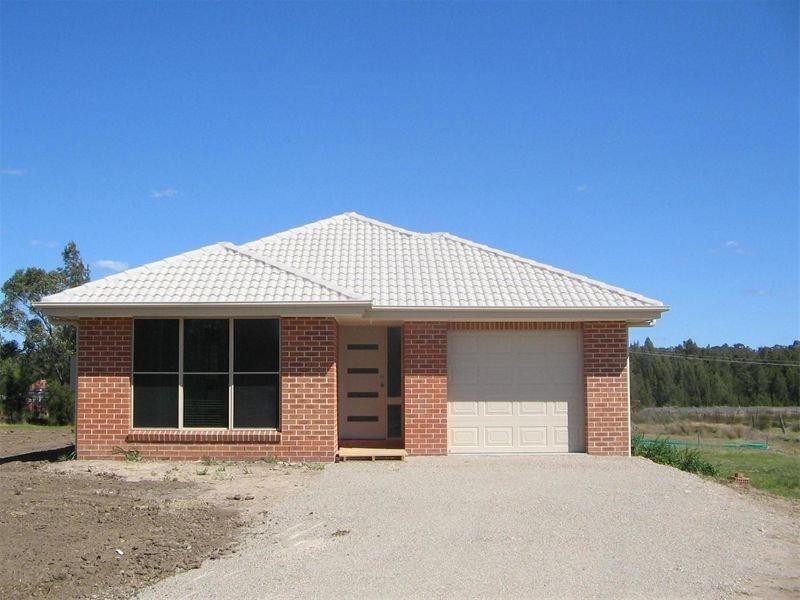 50 Whitburn Street, Greta NSW 2334