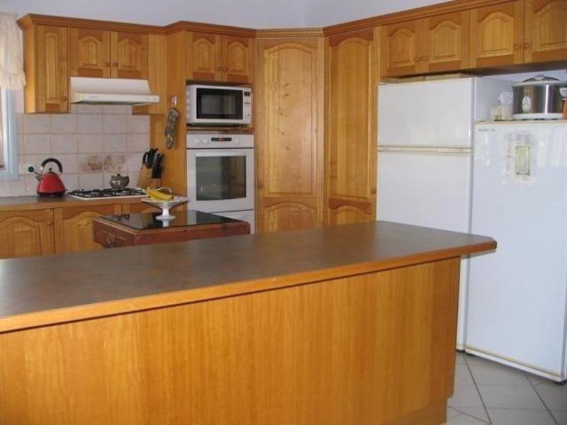 11 Butterworth St, Castlemaine VIC 3450