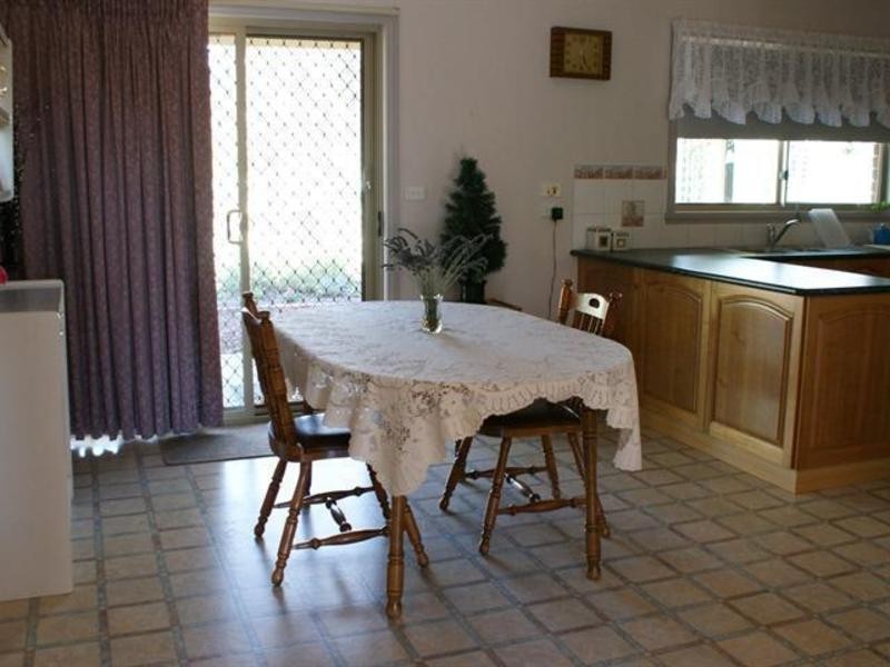 11 Butterworth St, Castlemaine VIC 3450