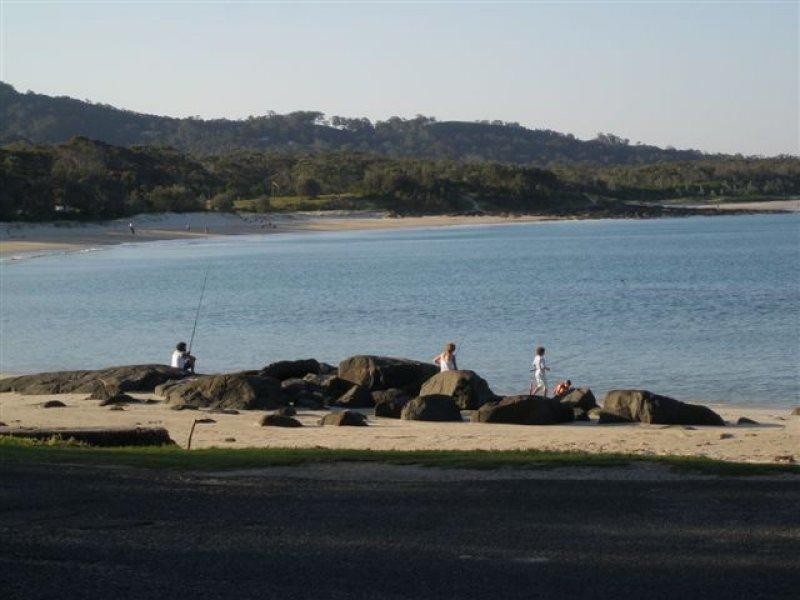 128 Malibu Drive, Bawley Point NSW 2539