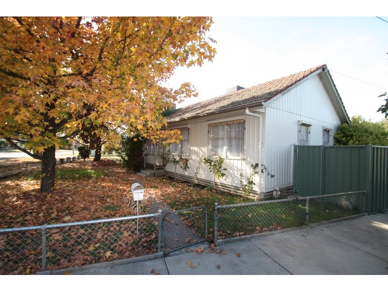 1 Clayton Crt, Bendigo VIC 3550