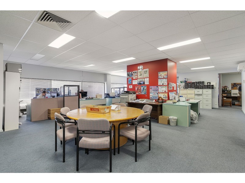 First Fl, Unit 6/27 Thornton Crescent, Mitcham VIC 3132