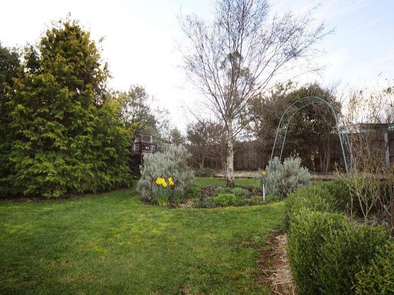 117 Emu Bay Road, Deloraine TAS 7304