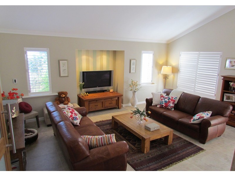 21 Labianca Vista, Carramar WA 6031