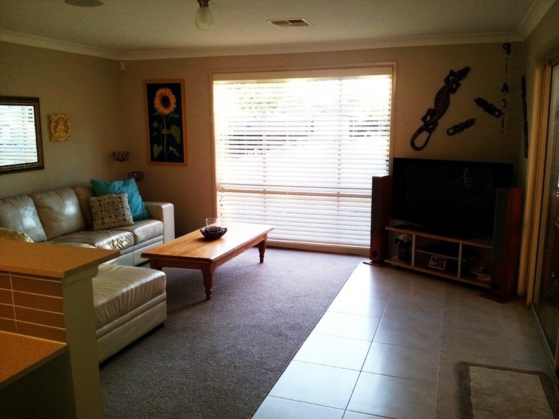 3 Corymbia Street, Croudace Bay NSW 2280