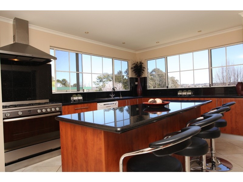 35 Dodsworth St, Queanbeyan NSW 2620