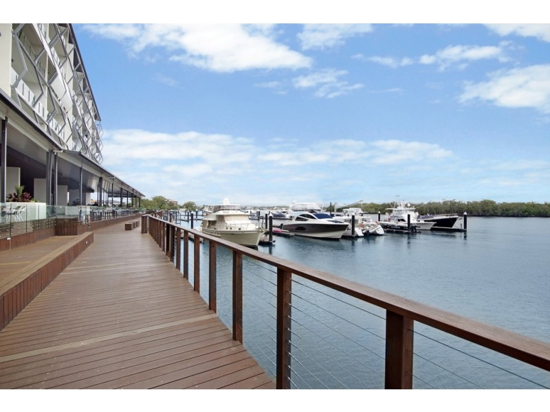 Paradise Point QLD 4216