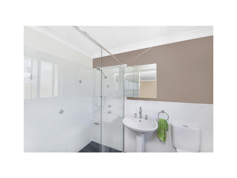 18 Shropshire Street, Gorokan NSW 2263