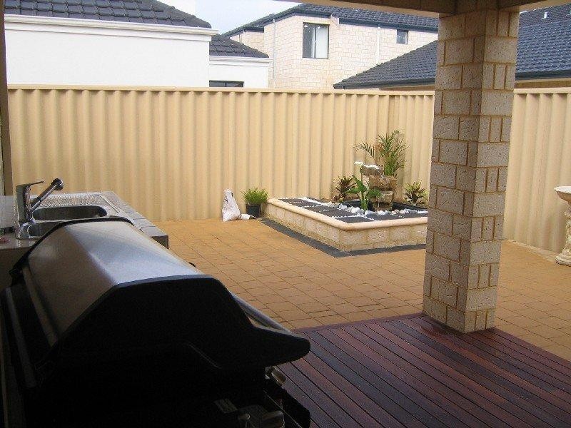 16 Toscana Way, Stirling WA 6021