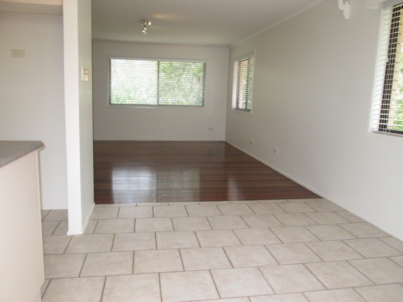 27 Capitol Drive, Jindalee QLD 4074