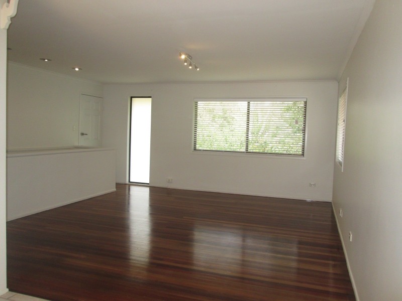 27 Capitol Drive, Jindalee QLD 4074