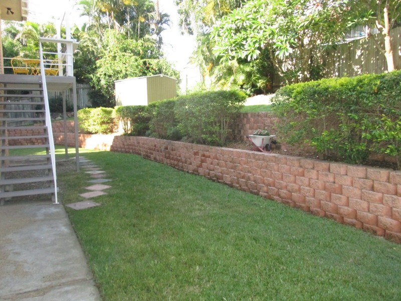 27 Capitol Drive, Jindalee QLD 4074