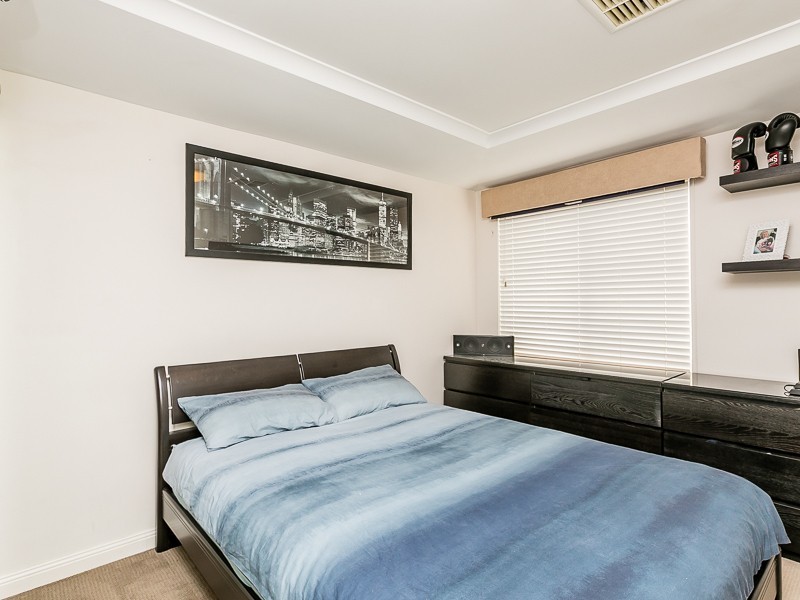 51 Innesvale Way, Carramar WA 6031