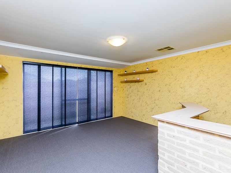 51 Innesvale Way, Carramar WA 6031
